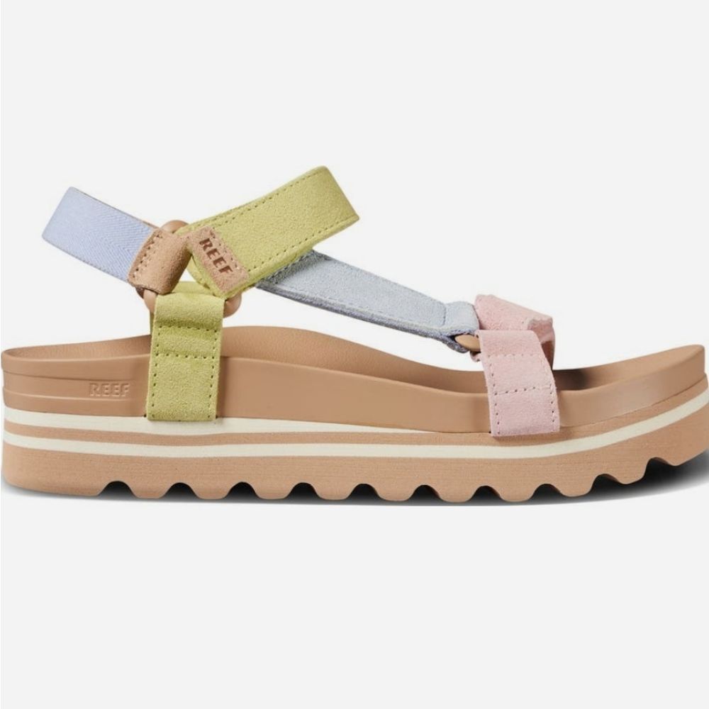 Reef Cushion Rem Hi Sandals- Meringue - Picture 2 of 9